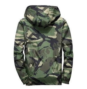 Explore the Great Outdoors with Our Men’s Camouflage Outdoor Jacket
