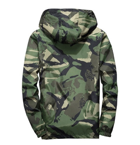 Explore the Great Outdoors with Our Men’s Camouflage Outdoor Jacket