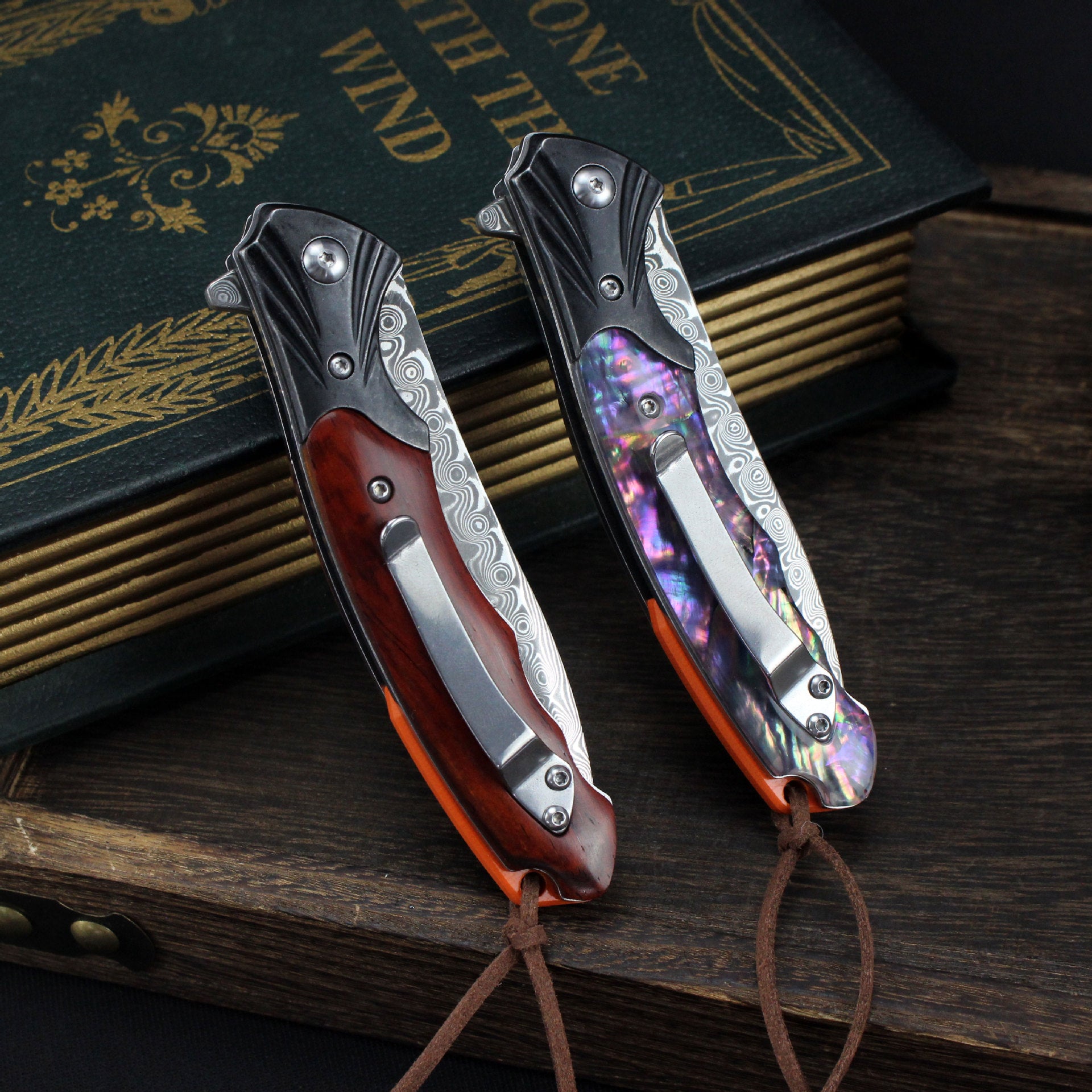 Outdoor Folding Knife Damascus Steel Color Shell Rosewood