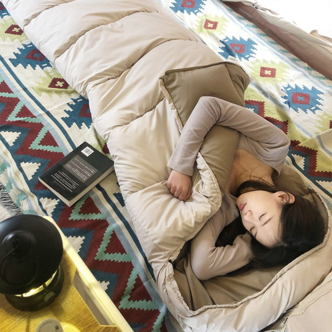 Four Seasons Thickened Waterproof Cotton Camping Sleeping Bag Machine Washable Splice Design
