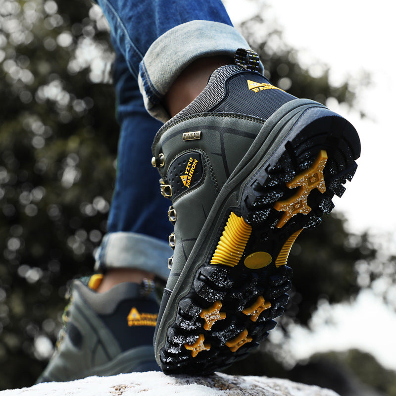 High-Top Plush Velvet Outdoor Hiking Shoes