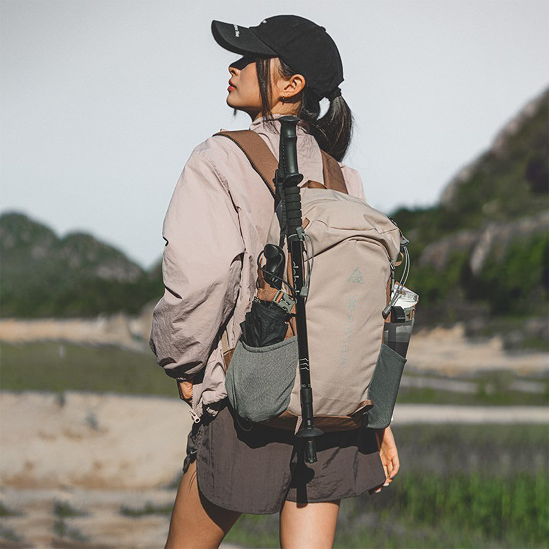 Portable Waterproof Outdoor Hiking Backpack With Storage For School And Travel