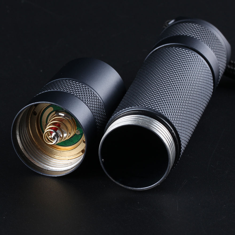 Thermoelectric Temperature Control 2300LM LED Flashlight